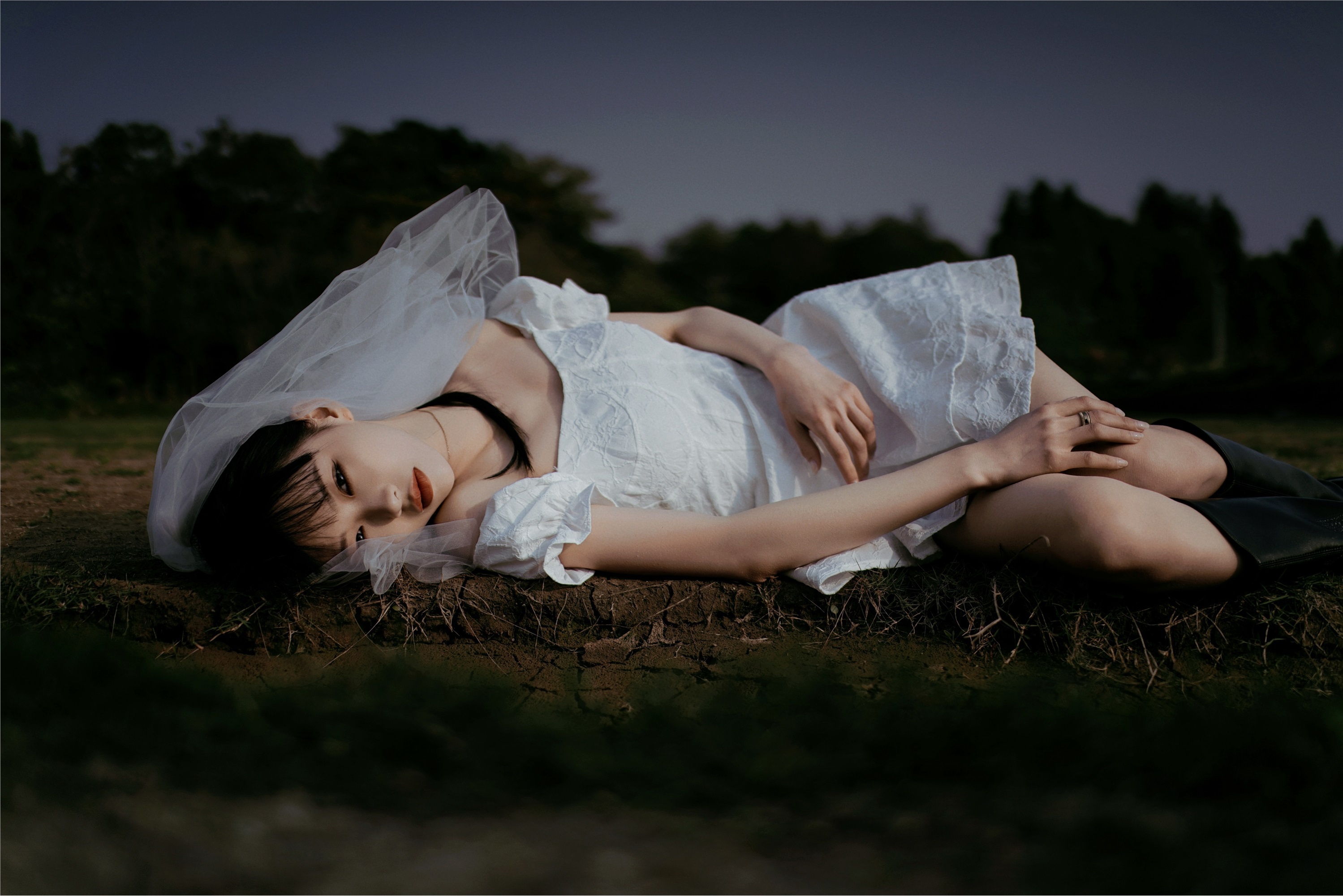 YITUYU艺图语 2025.01.23 大地的嫁衣 大何